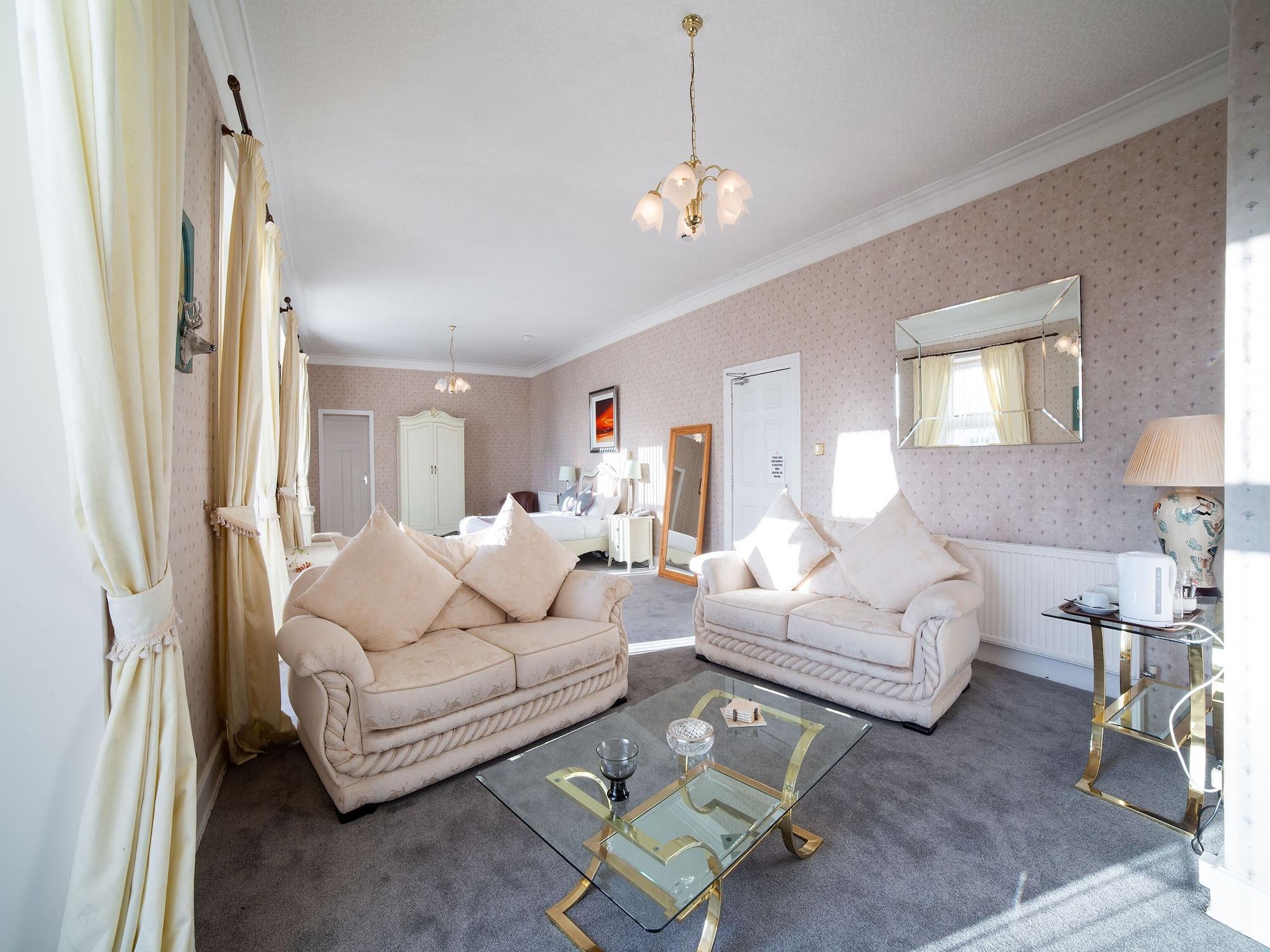 Oyo Douglas Hotel Килмарнок Экстерьер фото