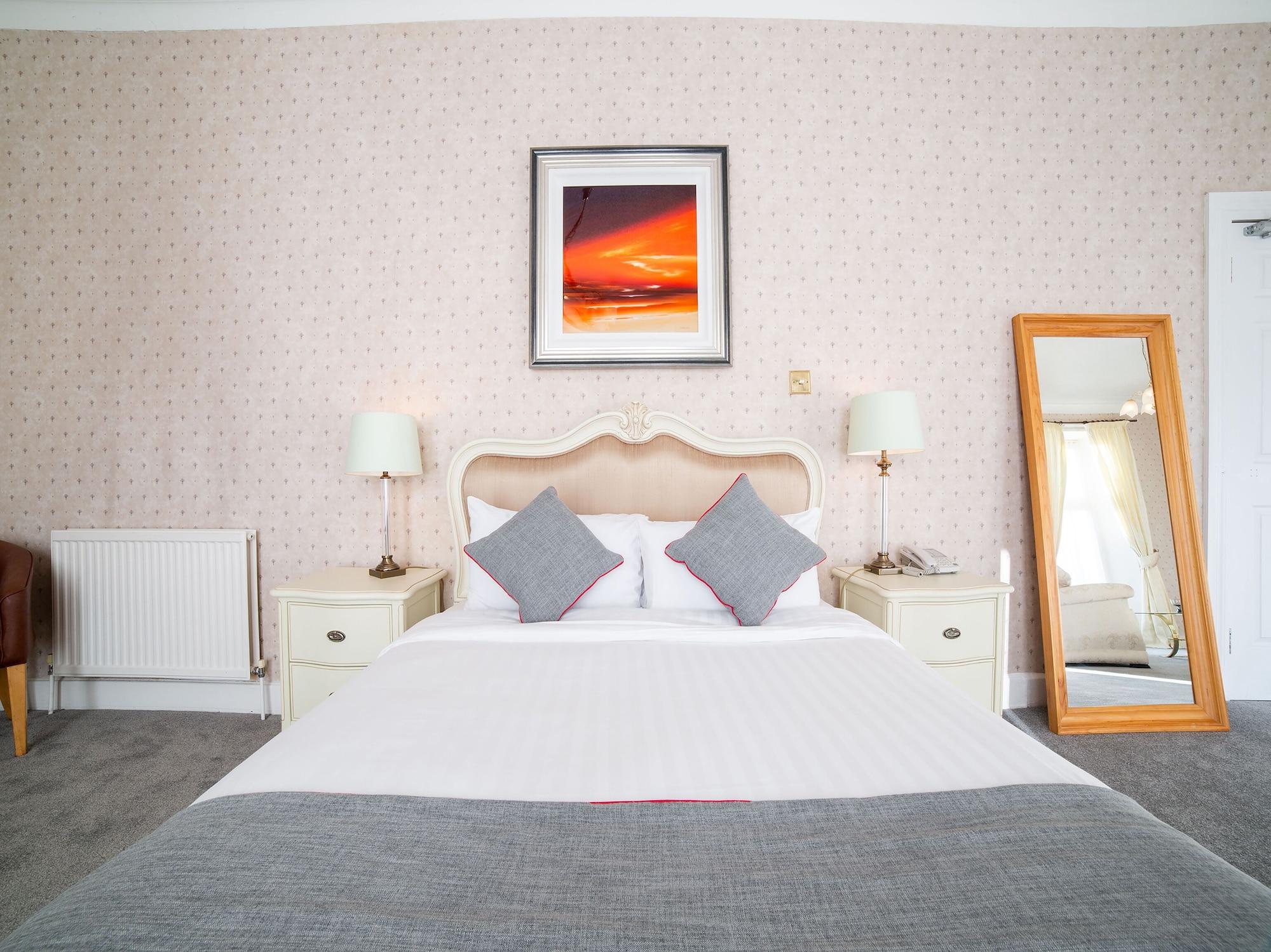 Oyo Douglas Hotel Килмарнок Экстерьер фото