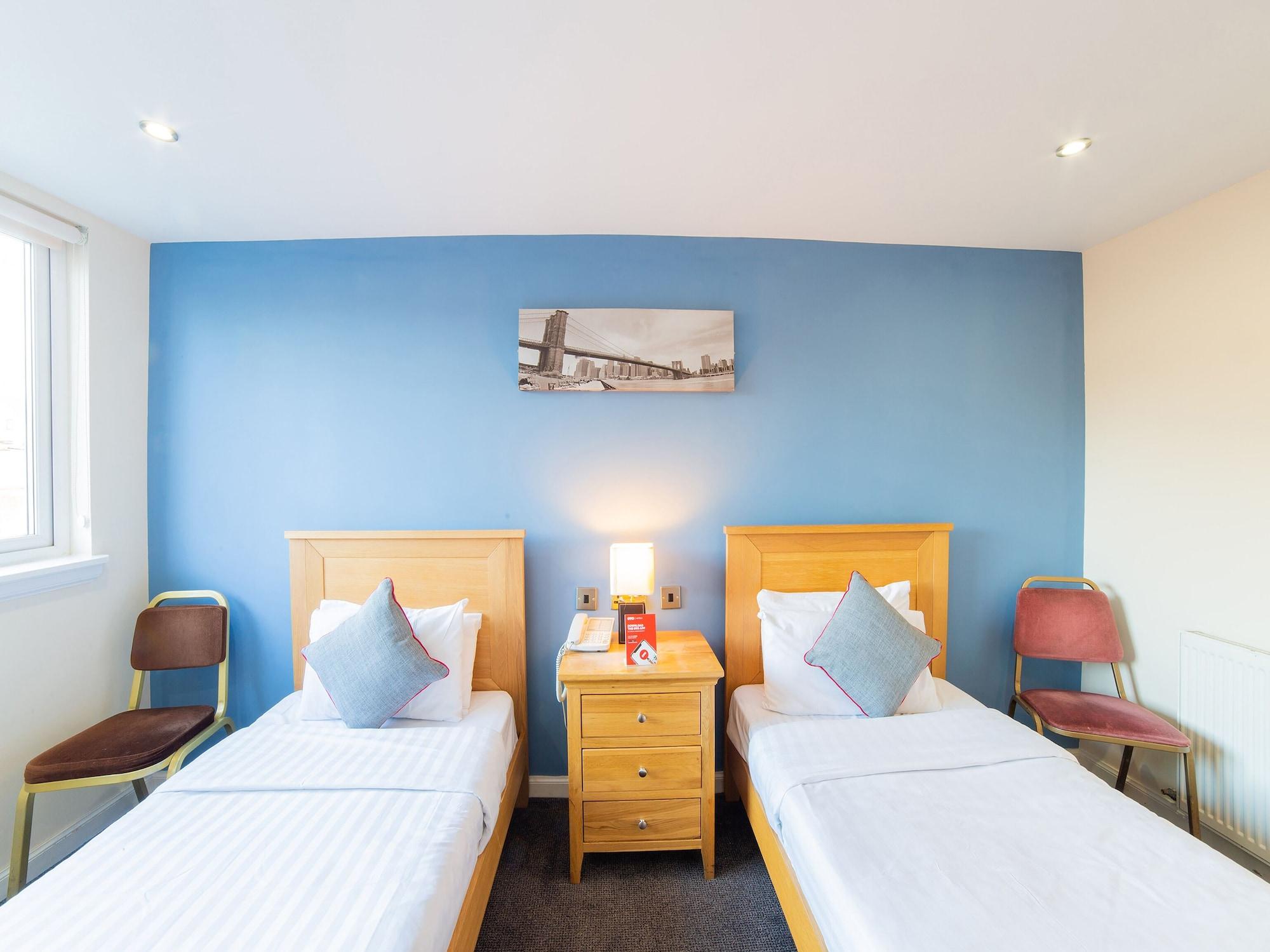 Oyo Douglas Hotel Килмарнок Экстерьер фото